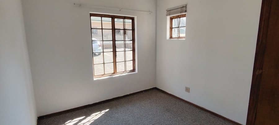 2 Bedroom Property for Sale in Noordhoek Free State